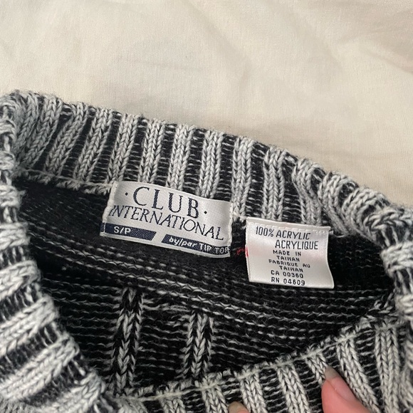 dark academia knit oversized sweater - Picture 2 of 8